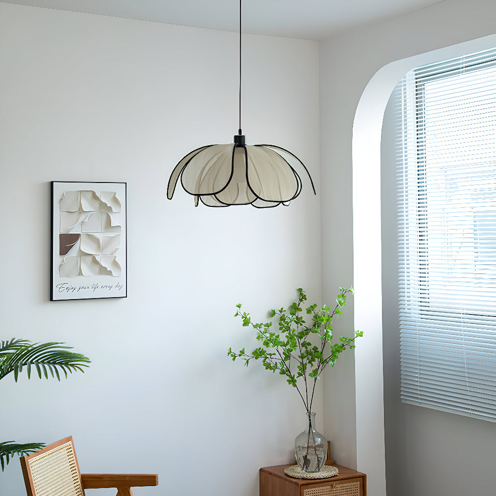 Lampă suspendată elegantă din răchită naturală - decor natural și iluminare armonioasă