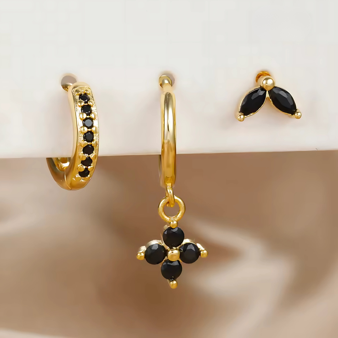 イヤリングとピアスのセット – 多様性と微妙な輝き