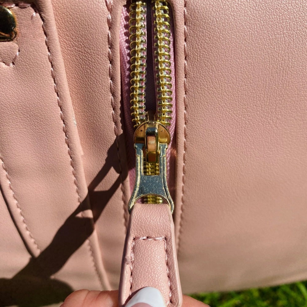 Reisetasche - Stil Und Regenschutz