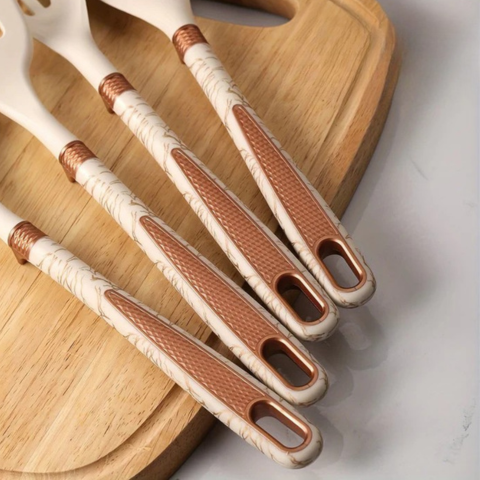 Set de vase de gătit din silicon - Rezistență, flexibilitate și design modern