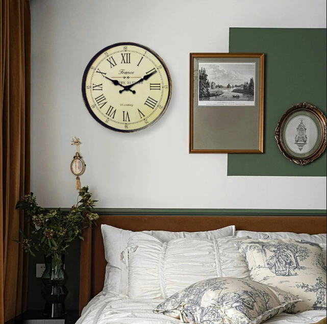 Wanduhr – Elegantes Klassisches Design