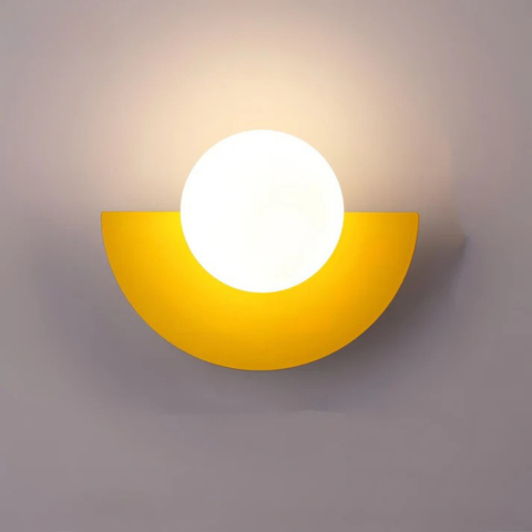 Moderne Wandlamp – Halve Cirkel Vorm En Zachte Verlichting