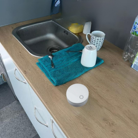 Bärbar Ozongenerator – Effektiv rening och lätt att transportera