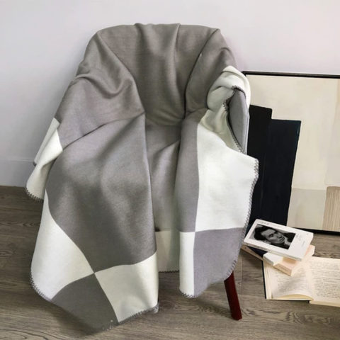 Kratka w Szkocką – Nowoczesna Elegancja i Przytulny Komfort