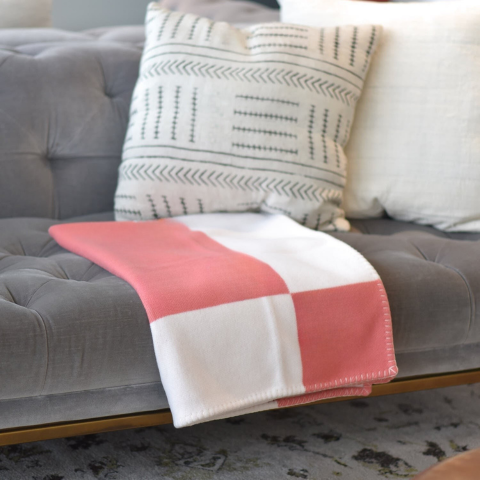 Kratka w Szkocką – Nowoczesna Elegancja i Przytulny Komfort