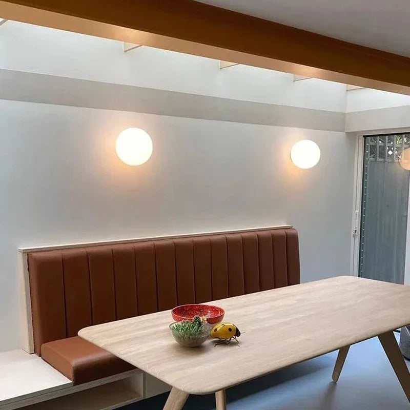 Kerek Fali Lámpa – Tiszta és Modern Ragyogás