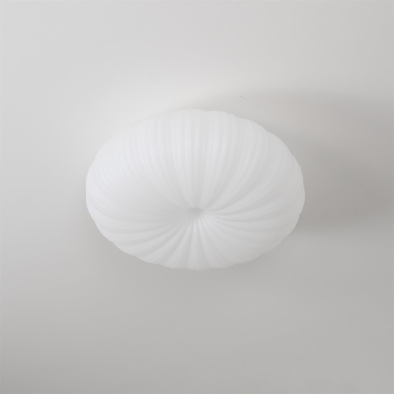 Plafonieră LED modernă cu telecomandă - confort și eleganță