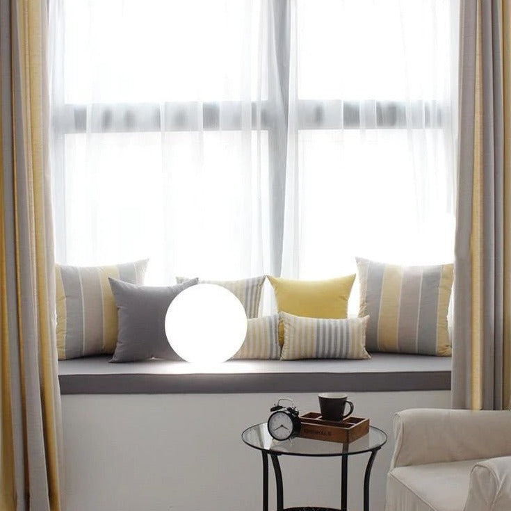 Trådlös Utomhus Spherical Lampa – Elegant och Nomad Belysning