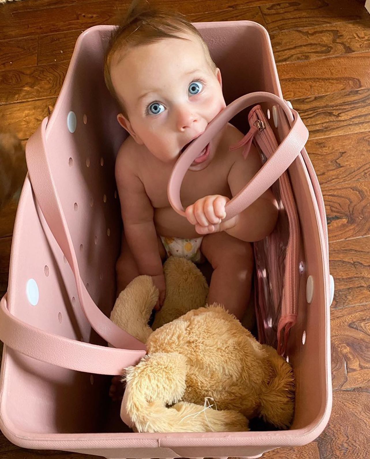 Geantă de plajă rigidă - Design colorat și capacitate mare