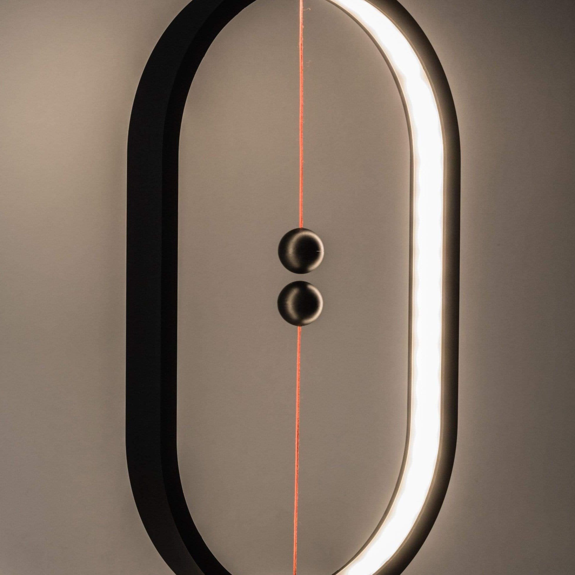 Lampada magnetica - Illuminazione versatile e fissaggio pratico