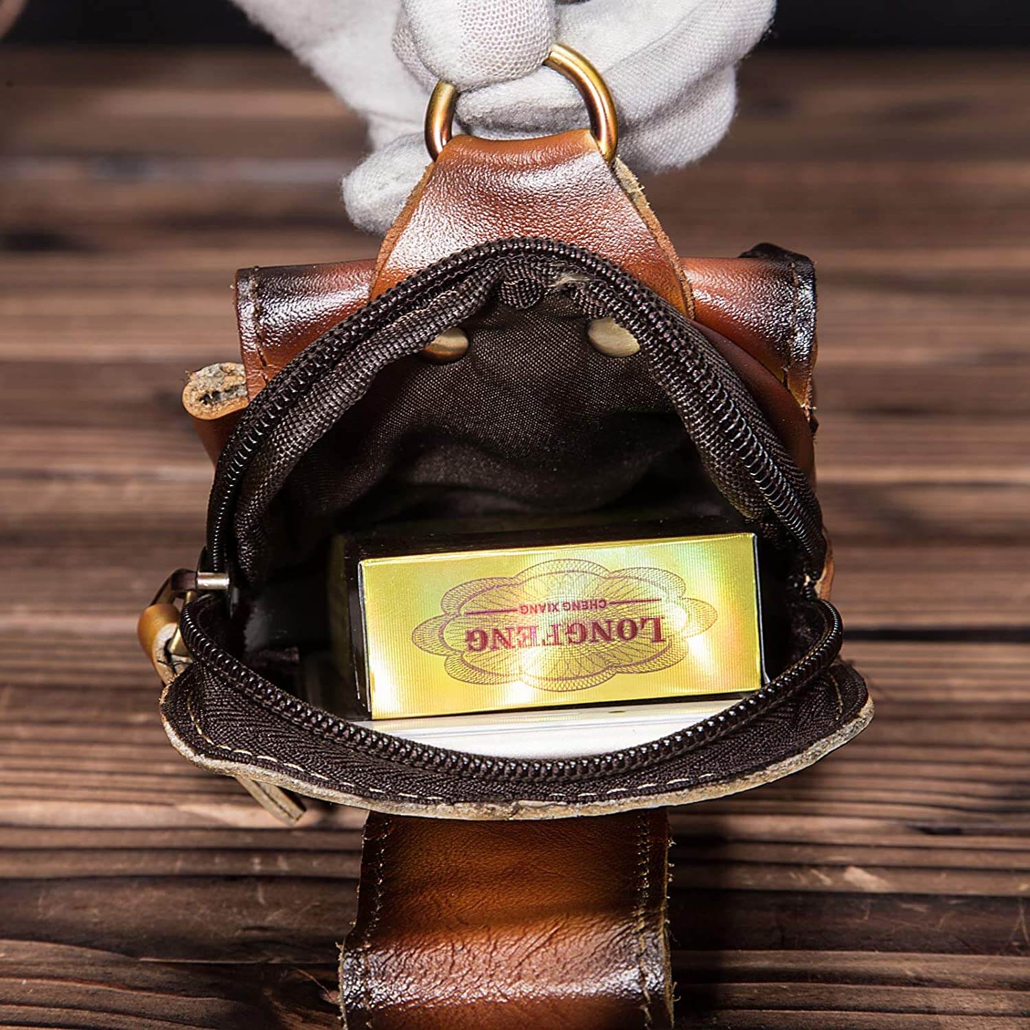 Klasszikus Táska – Elegáns és Tartós 