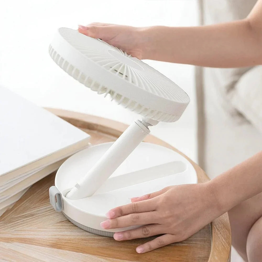 Prenosný teleskopický ventilátor s integrovanou batériou 