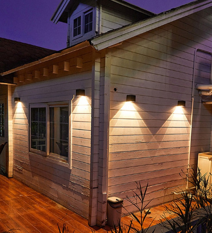 IP65 屋外の太陽壁ランプ-耐久、環境に優しい照明