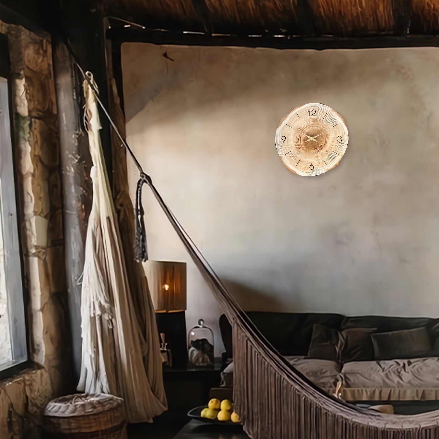 שעון קיר שקט – טקסטורה ריאליסטית ועיצוב אלגנטי 