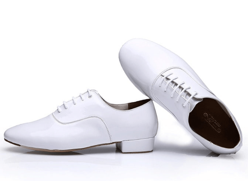 Latin Tánccipők – Rugalmasság és Elegancia 