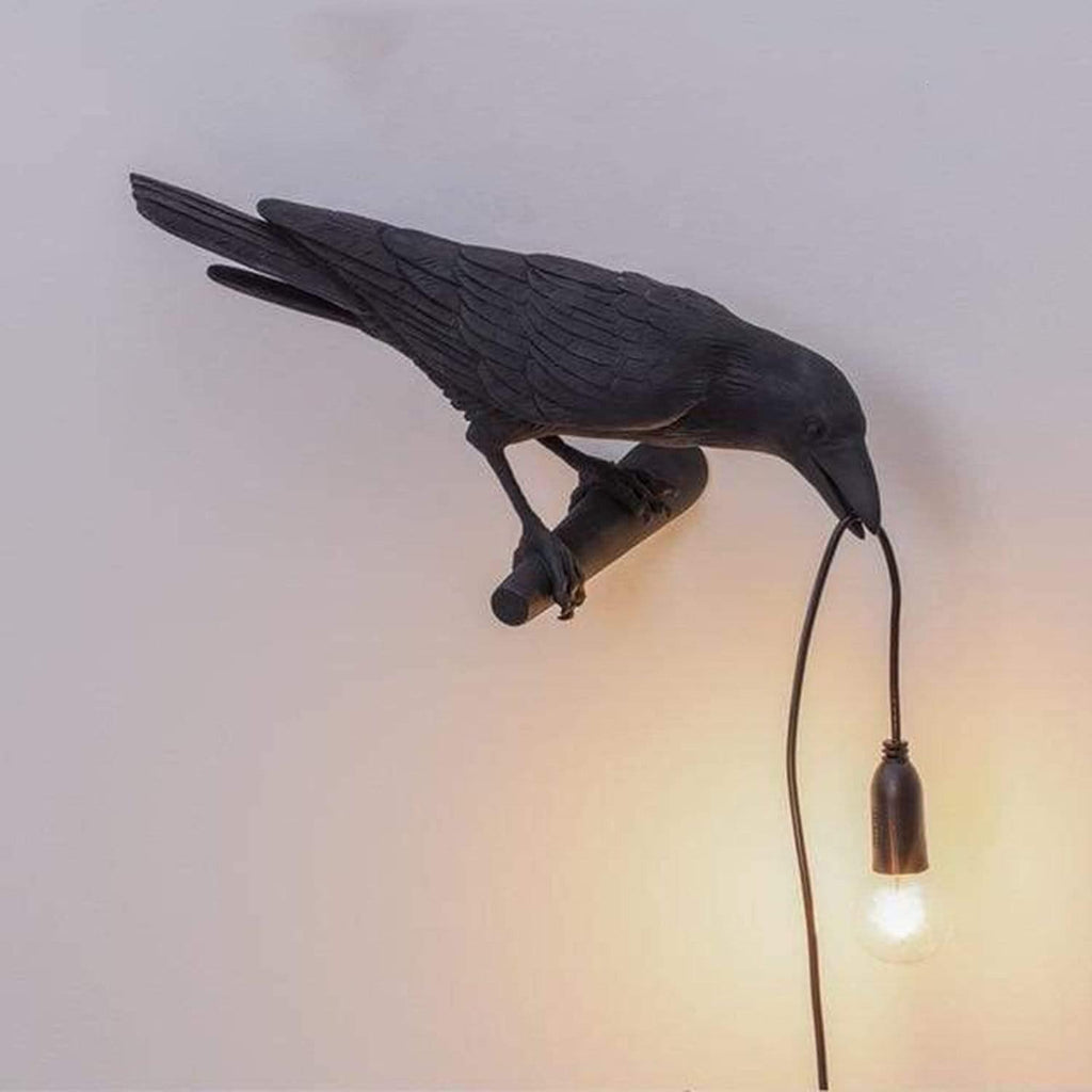 Dekoratívna lampa — Havran pre tajomnú atmosféru 