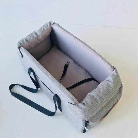 Letto da viaggio per animali domestici — Comfort e serenità ovunque 