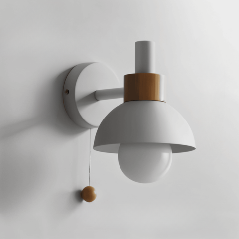 Pastellfarget vegglampe med trekkbryter - myk belysning og moderne stil