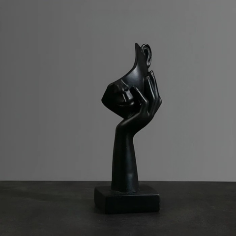 Sculptură abstractă din rășină - decorare artistică și stil modern