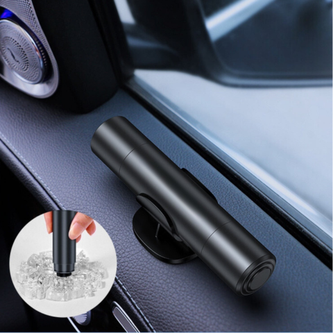 Strumento compatto per la sicurezza automobilistica - Design pratico e utilizzo immediato