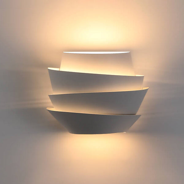 Applique Murale LED Doppio Fascio – Illuminazione Moderna ed Elegante 