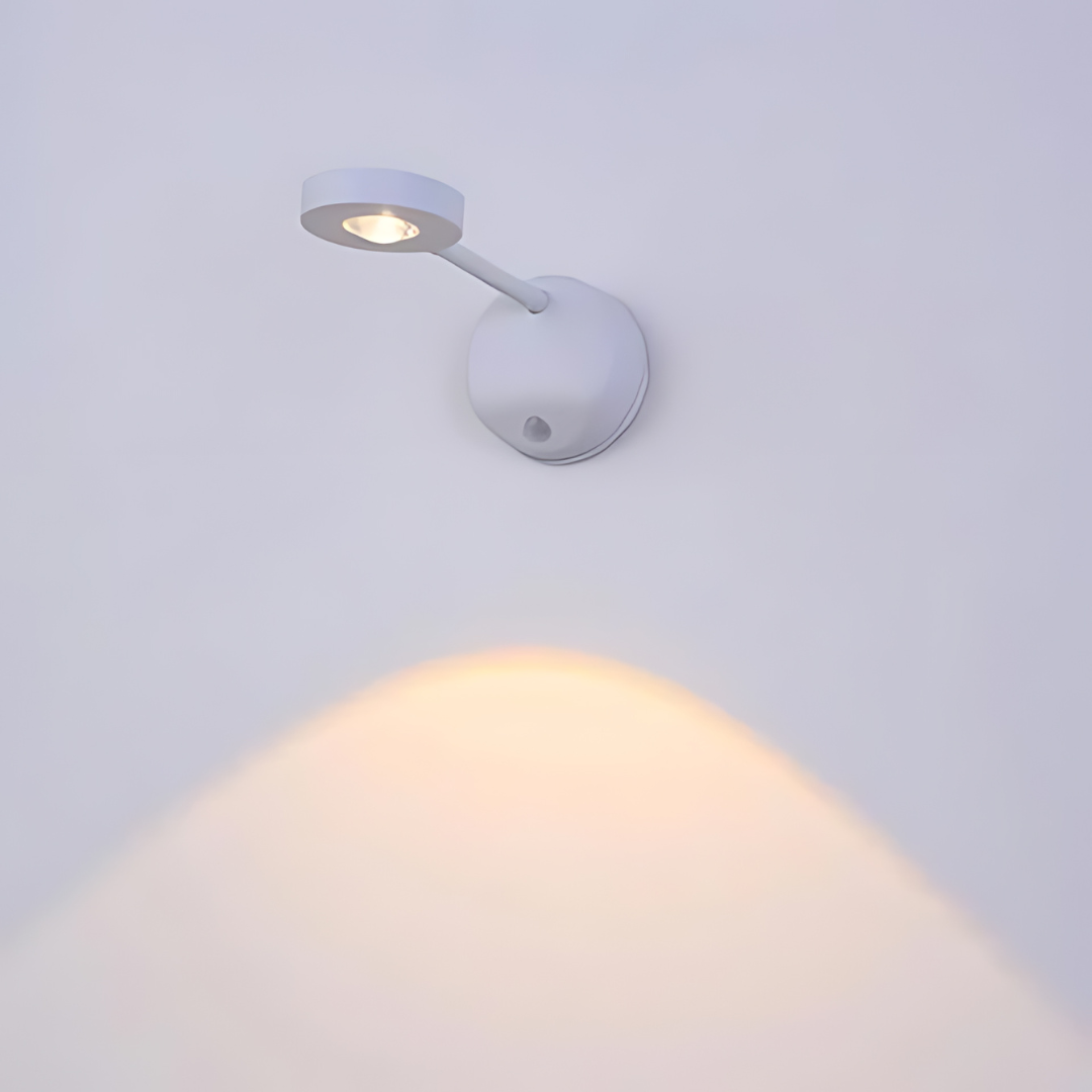 Lampa de perete practică – senzor de mișcare și încărcare USB 