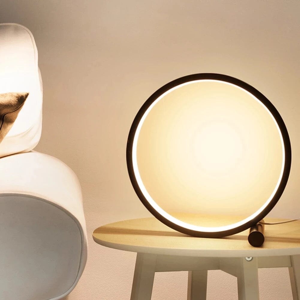 Rund Bordlampe Med Berøringssensor – Modernitet Og Komfort 