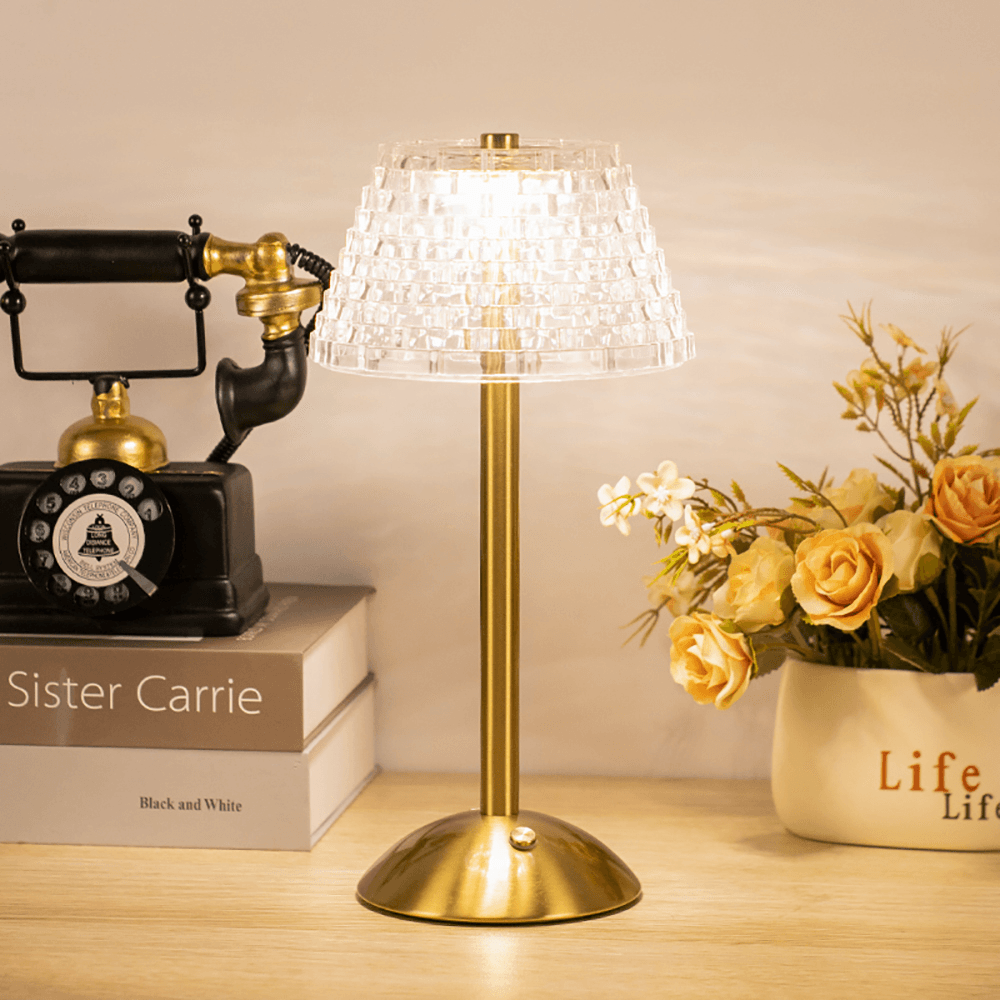 Wireless Table Lamp – Nomadic and Elegant Lighting 