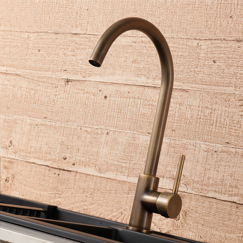 Robinet de Cuisine Élégant – Bronze Antique et Design Raffiné