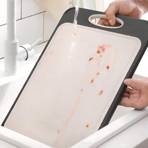 Multifunctional Cutting Board – Practical, Stable, and Versatile 